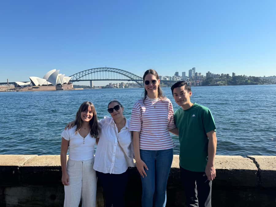 1/2 day Sydney Sightseeing and Bondi Beach Tour - Bondi Beach hour: make it yours, not the tour’s schedule