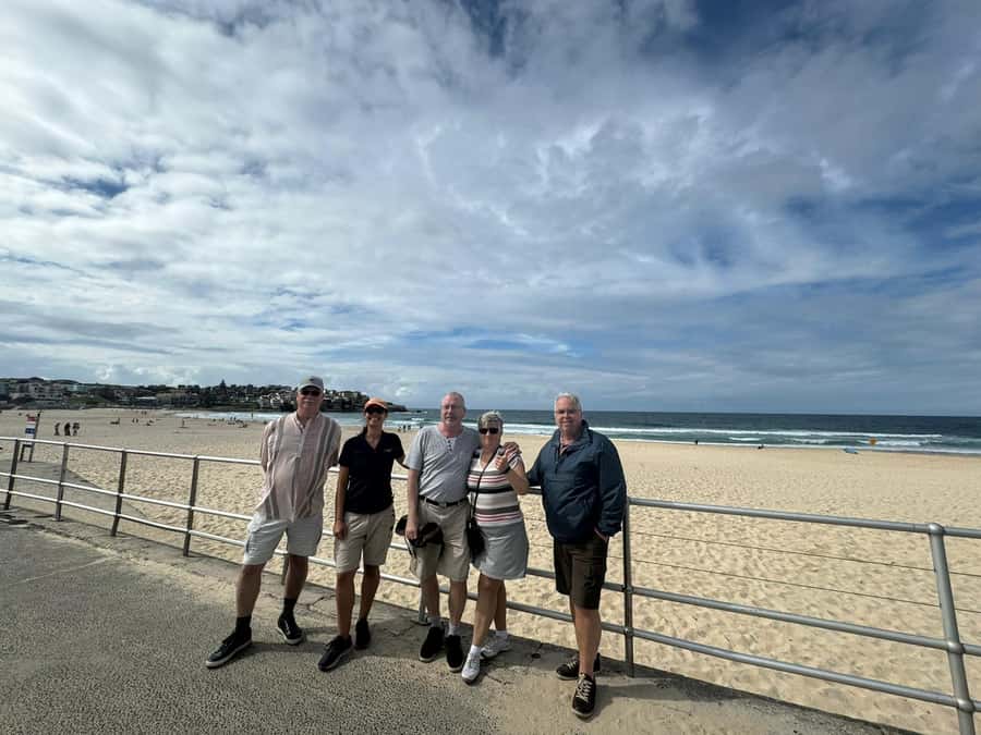 1/2 day Sydney Sightseeing and Bondi Beach Tour - Who should book this tour (and who should skip it)