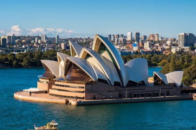 Badass Women of Sydney: Meet the Women Who Shaped the City - State Library area: politics and public life without the textbook shortcut
