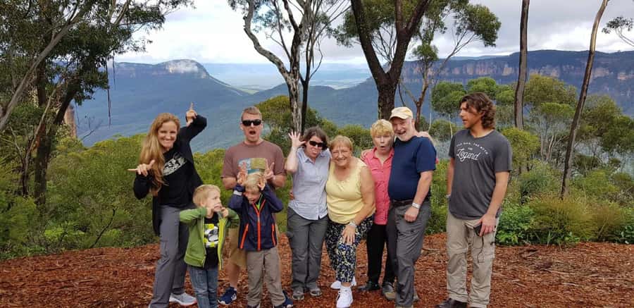 Blue Mountains day Tour small group from Sydney - En Route Stops: Coffee, Scones, and the Morning Reset