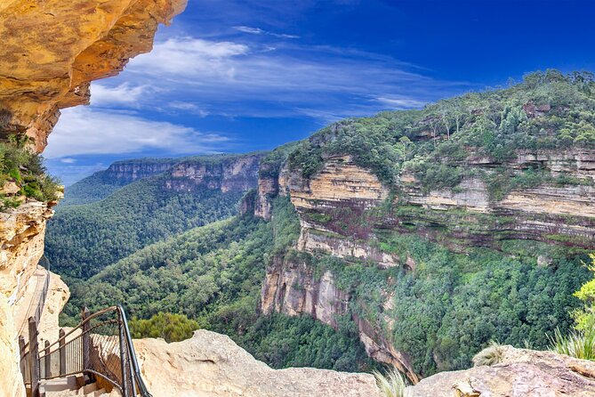 Blue Mountains Day Tour with Scenic World and Wildlife Park Entry - Lincoln’s Rock: the extra lookout that rewards your timing