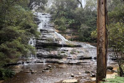 Blue Mountains Day Tours W Scenic World and Lunch - The Three Sisters Morning: Iconic Views, Easy Walking Pace