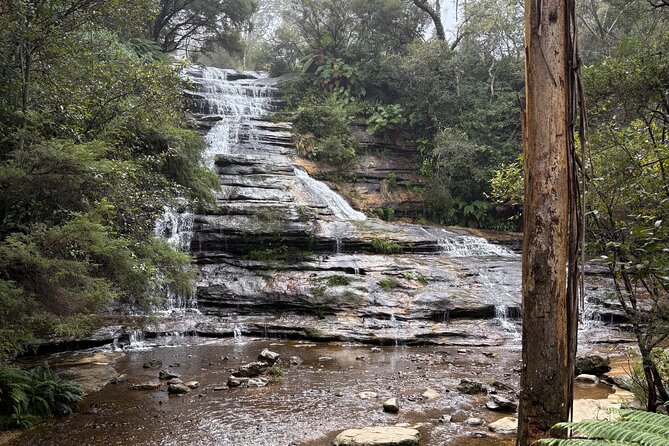 Blue Mountains Day Tours W Scenic World and Lunch - The Three Sisters Morning: Iconic Views, Easy Walking Pace