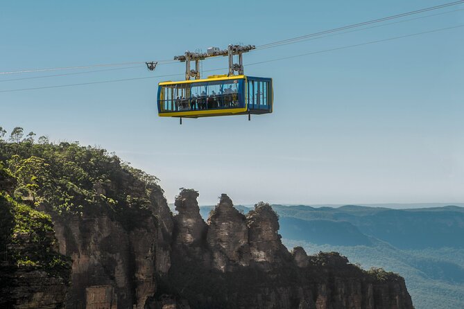 Blue Mountains Private Tour | Koala, Kangaroo, & Waterfalls Day - Katoomba Cascades and Lincoln’s Rock: Waterfalls and Valley Views