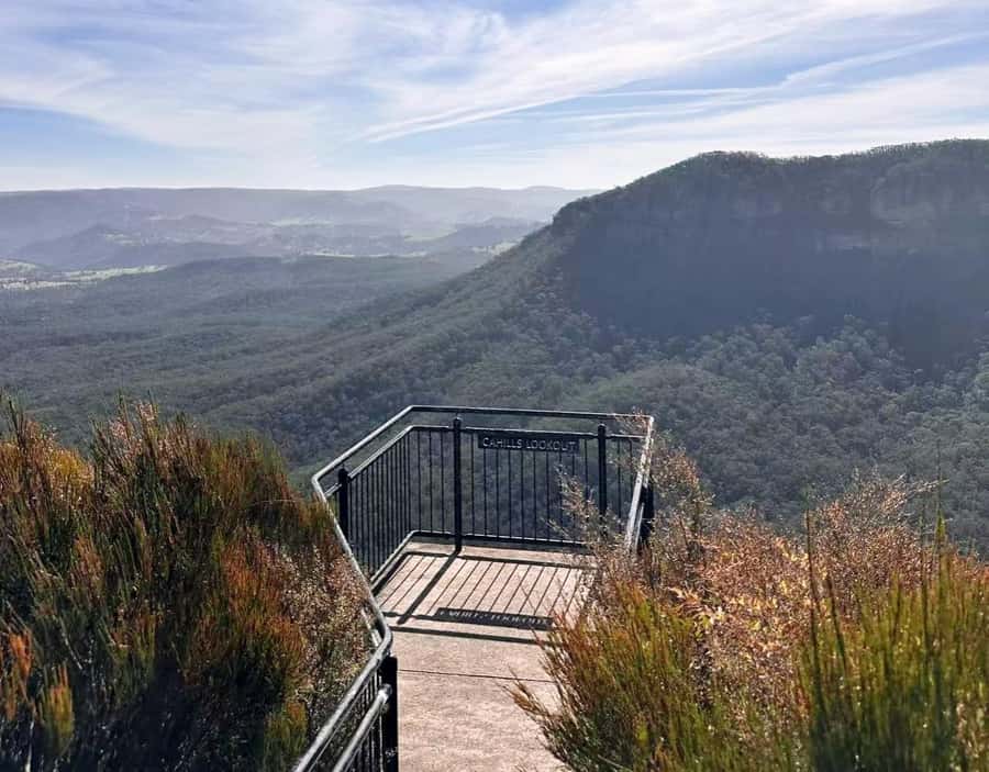 Blue Mountains Tour, Katoomba Falls & Cockatoos Small Group - Scenic World: the Railway, Cableway, and Skyway in one hit