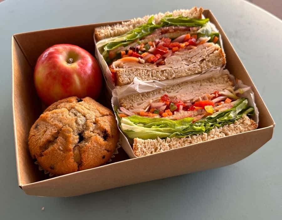 From Sydney: Blue Mountains Small-Group Tour Picnic & Hike - Your picnic lunch pack: eat smart, not rushed