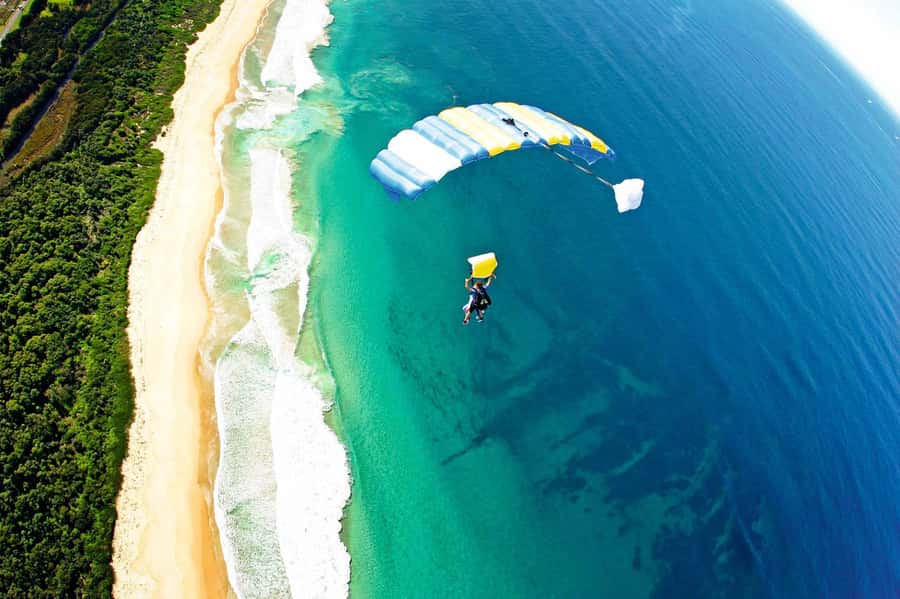 From Sydney: Tandem Skydive Experience over Beach - What the Day Looks Like: Transfers, Check-In, and the Wait for Your Turn