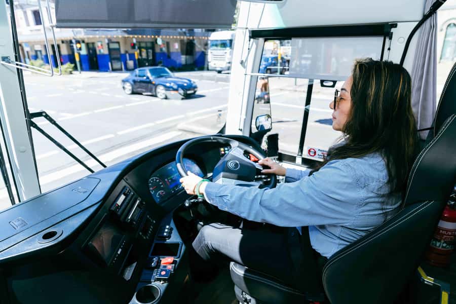 Half Day Sydney Sightseeing Tour - The Rocks & Bondi Beach - The Rocks pickup and first steps: where Sydney’s stories start