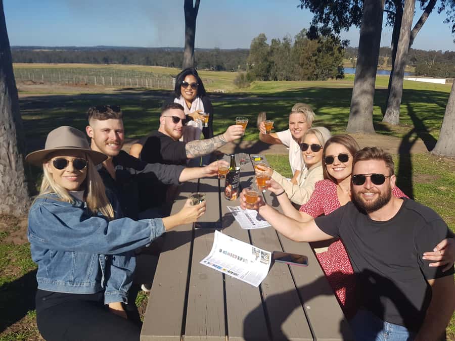 Hunter Valley: Beer & Wine Group Tour - Vineyard guided tour first: why the early stop sets the tone