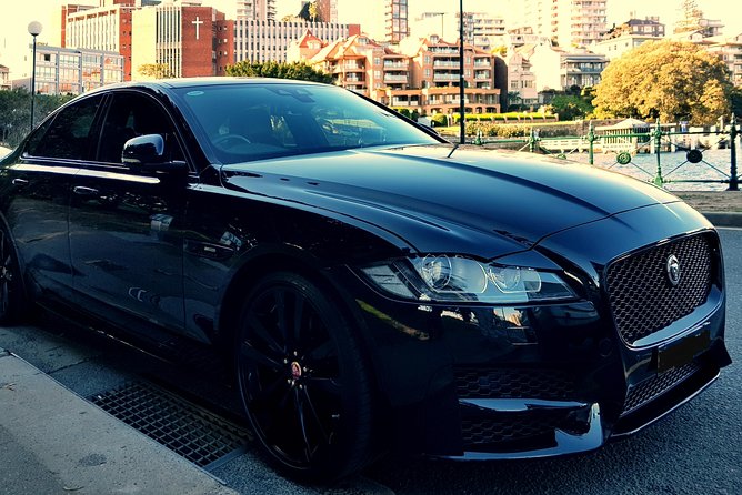 Limoroo, Airport Transfers and Luxe Door to Door Service. - Key highlights worth caring about