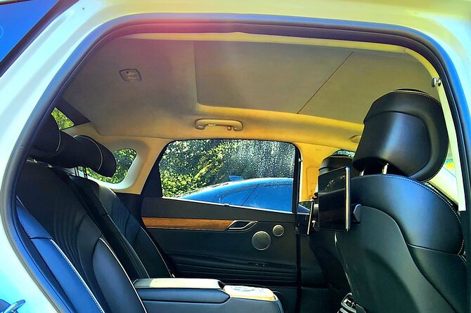 Limoroo, Airport Transfers and Luxe Door to Door Service. - Price and what $161.38 per group really means
