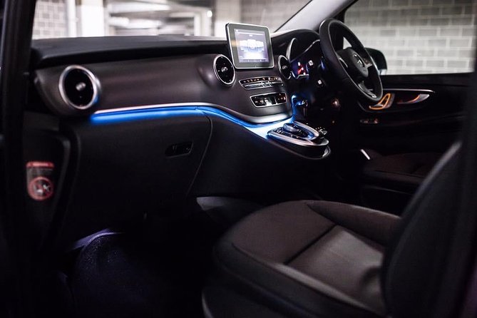 Luxury Mini Bus - Sydney Airport Transfers - Should you book this luxury Sydney airport transfer?