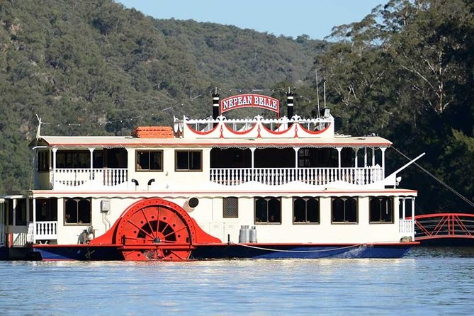 Morning Paddlewheeler Cruise in the Gorge - The captain experience: ask questions, learn fast, even steer