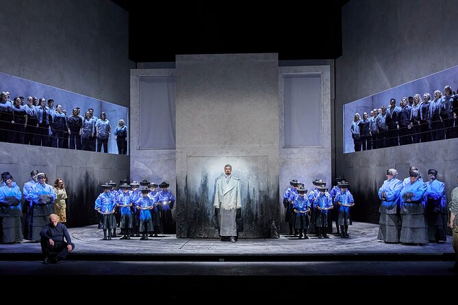 Opera Tickets: Turandot at Sydney Opera House - The interval: a built-in break with harbour views