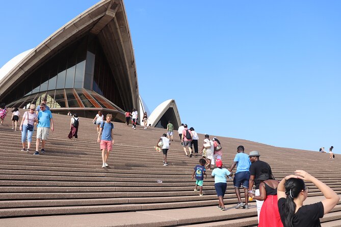 Private Luxury Half Day Sydney City Tour - Sydney Opera House: great time, but admission is extra