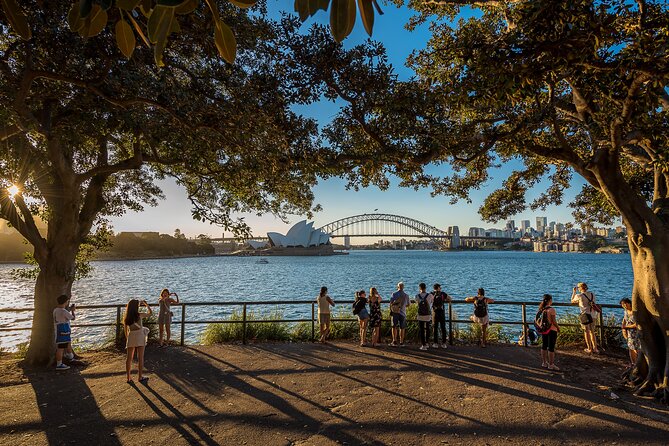 Private Sydney Harbour Sunset Photo Tour & Cruise - Dawes Point Park: a short landing for final sunset shots