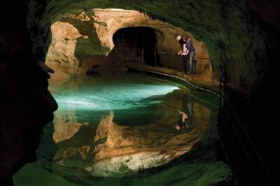 Private Tour: Jenolan Caves & Blue Mountains in a day - The 6:00am start and how it changes the whole day