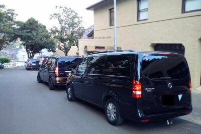 Private Transfer FROM Sydney CBD to Sydney Airport 1 to 5 people - The Mercedes Minivan Ride: Comfort, Windows, and Real Space