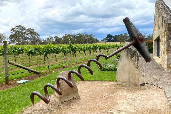 Southern Highlands Private Tour with Wine, Waterfall and Garden - Fitzroy Falls National Park: a short walk to the top viewpoint
