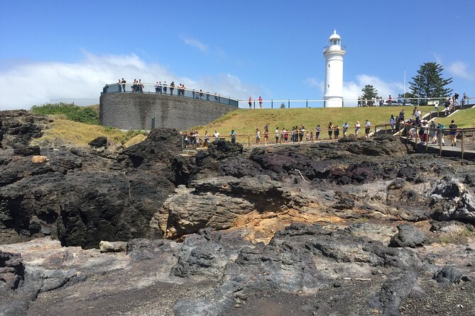 Southern Highlands & South Coast Private Tour From Sydney - Kiama lunch and Lake Illawarra stop: food, rest, and the Illawarra Fly choice