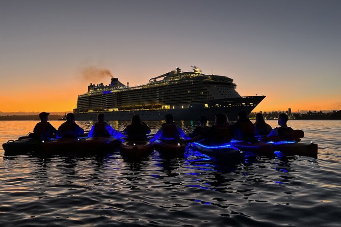 Sunrise Paddle Session on Syndey Harbour (single kayak) - Sunrise on Sydney Harbour from a single kayak: why it hits