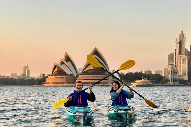 Sunset Harbour Bridge Kayak Escape - Group Size and Guides: The Difference Between Chaos and Calm