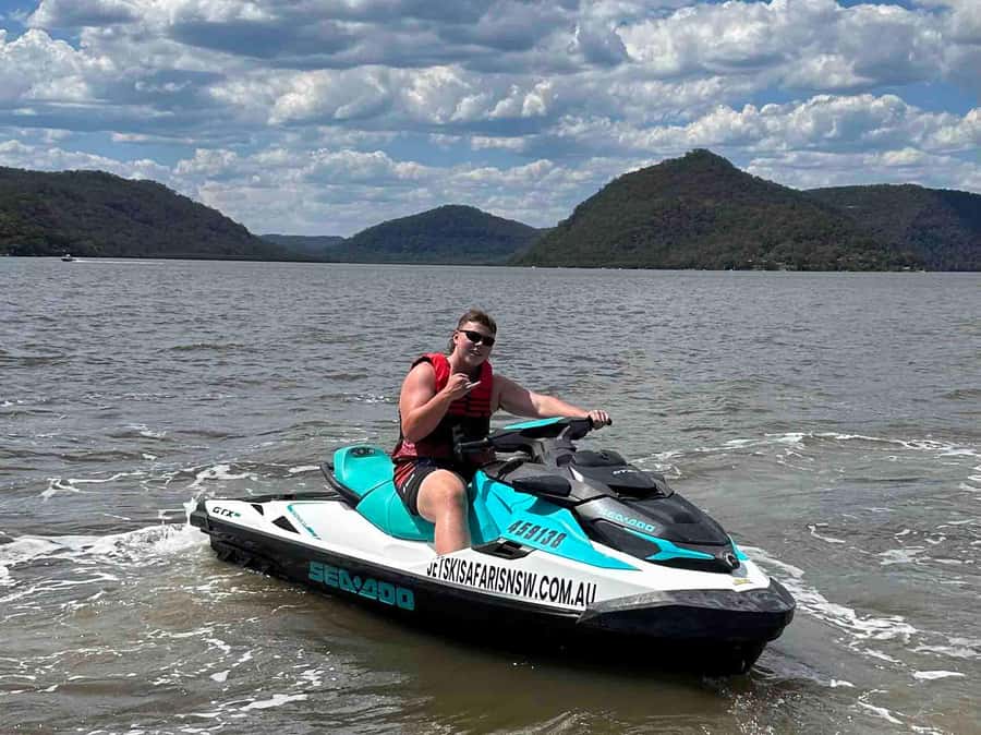 Sydney: 30 min Jet Ski Safari - Jet Ski Safari Freedom on the Hawkesbury River