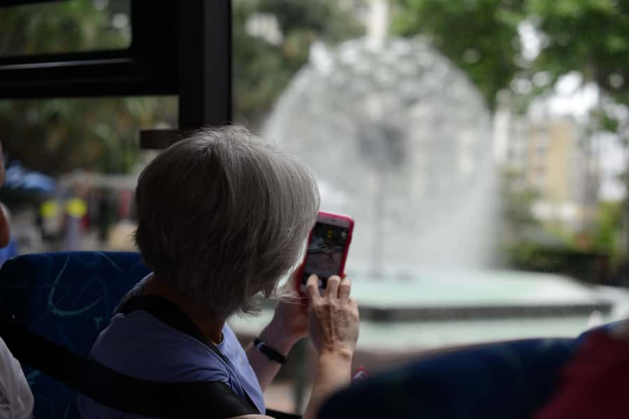 Sydney: City Highlights Guided Bus Tour - Eastward break time: Rose Bay coffee stop and the harbour view rhythm