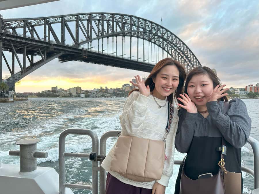 Sydney Harbour & Fish Market Sightseeing Cruise - Harbour Bridge engineering stories from the best seat in the city