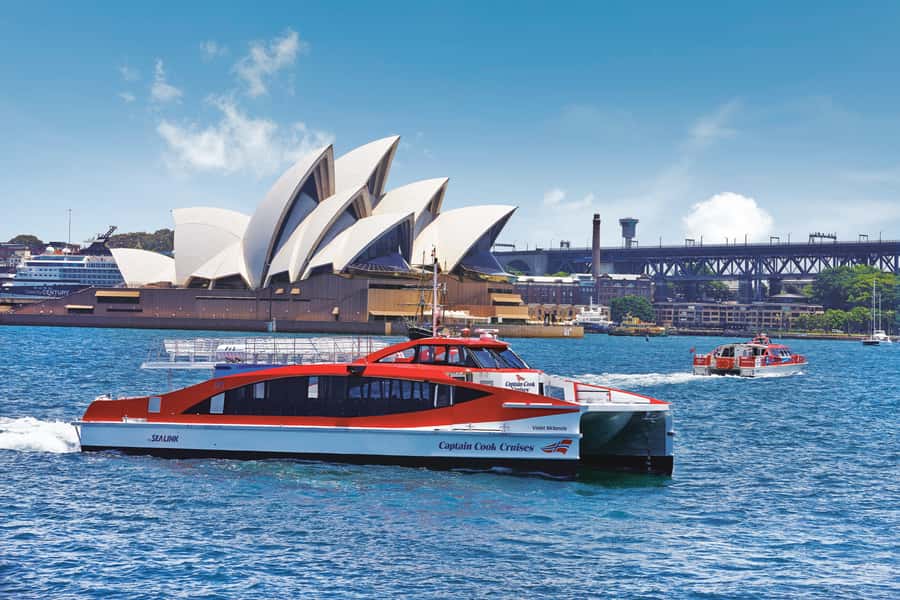 Sydney: Hop-on Hop-off Harbour Cruise with Commentary - Darling Harbour stop time: aquariums, museums, shopping, and harbour energy