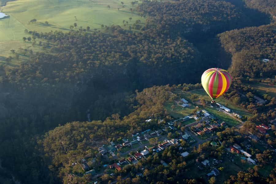 Sydney: Hunter Valley Sunrise Balloon Flight with Transfer - 45–60 Minutes in the Sky: Sunrise Over the Wine Country