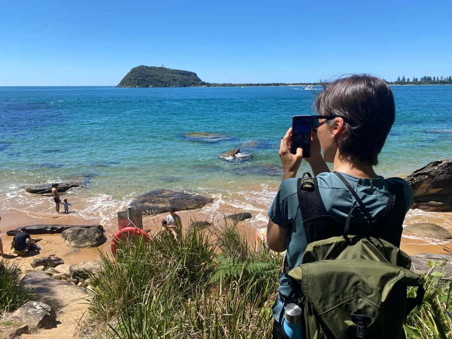 Sydney: Ku-ring-gai National Park with swim and picnic - Lunch hiking in the park: more time where it counts
