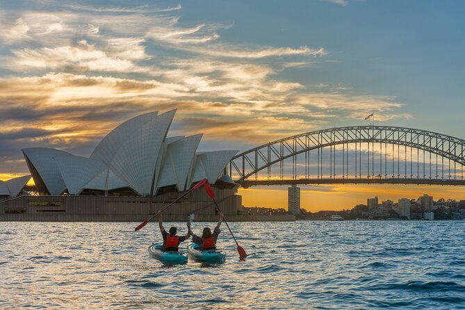Sydney LED Lit Kayak Tour of the Opera House and Bridge - Why an LED Kayak Tour Works So Well for Sydney