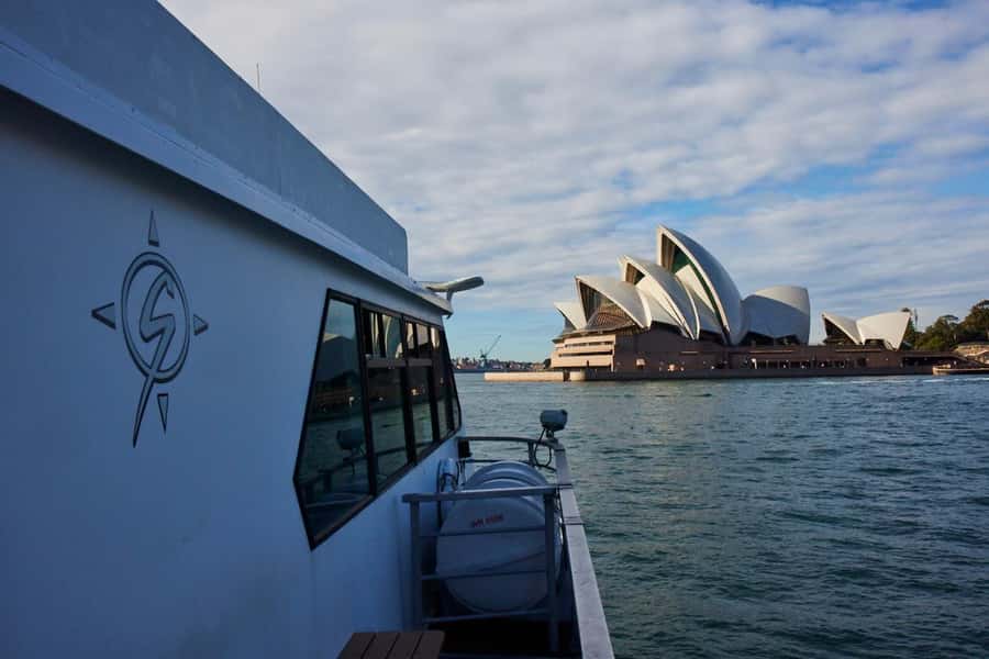 Sydney: Morning or Afternoon Harbour Sightseeing Cruise - The Harbour Route: Opera House, Bridge, and Royal Botanical Gardens