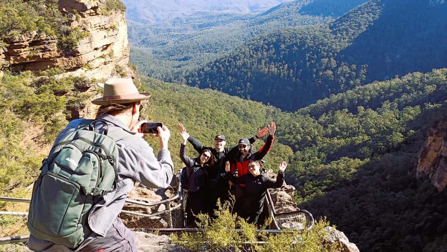 Sydney: Private Blue Mountains, Waterfalls, Walks & Meals - Pickup and the comfortable drive west