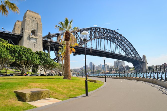 Sydney Private Day Tours | See Sydney in Style | 8 Hour Luxury Private Tour - Opera House photo time: what to do with 15 minutes