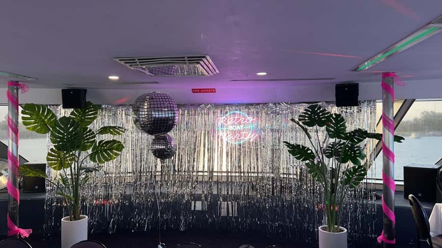 Sydney: Retro Party Cruise in Sydney Harbour with Snacks - Retro Party Cruise Basics: 3 Hours, Harbour Views, 70s to 90s Beats