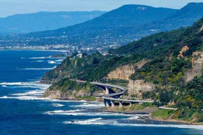 Sydney: Sea Cliff Bridge, Kiama Blowhole and Farmlands Tour - Bald Hill and Royal National Park: viewpoint time and beach-walk calm