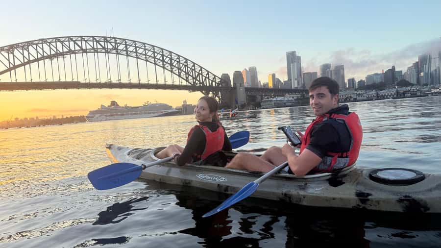Sydney Sunrise Private Kayak – Opera House & Harbour Bridge - Luna Park Sightline: A Mid-Route Pause for Stories