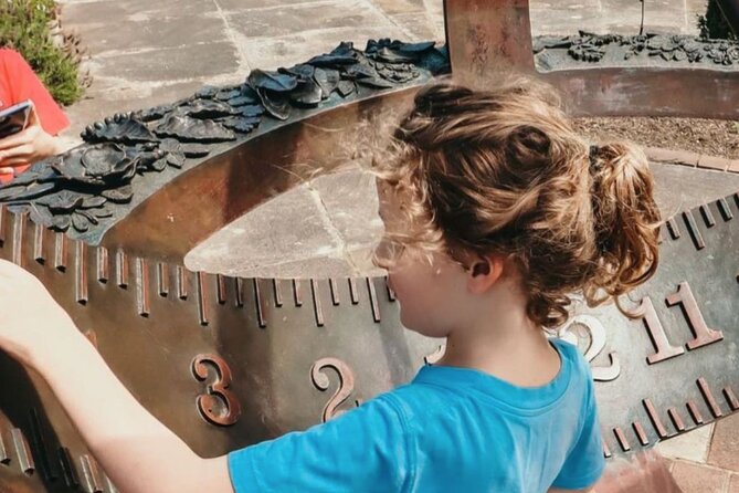 Sydney - The Mad Botanist Scavenger Hunt For Kids & Families. - Clue trail through the magical garden: cryptic puzzles + real plant learning