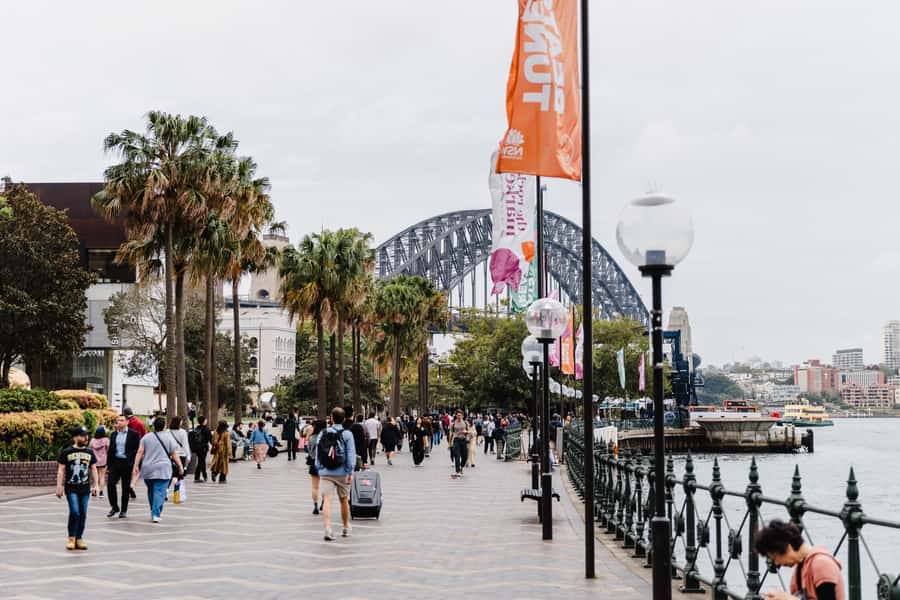 Sydney: The Rocks & Sydney Harbour Guided Walking Tour - Getting local recommendations without the guesswork