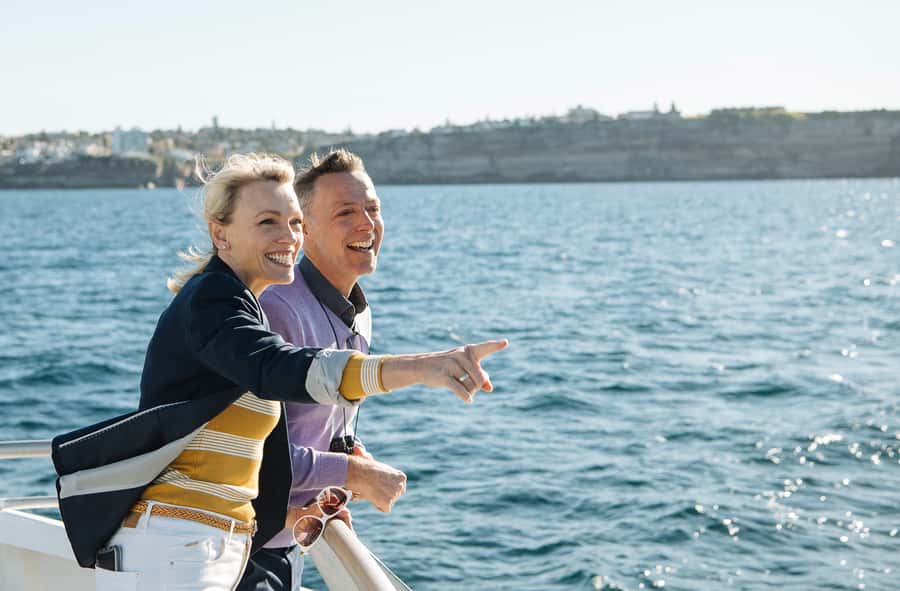 Sydney: Whale Watching & Hop On Hop Off Cruise Package - What the live English commentary adds (and when it matters)