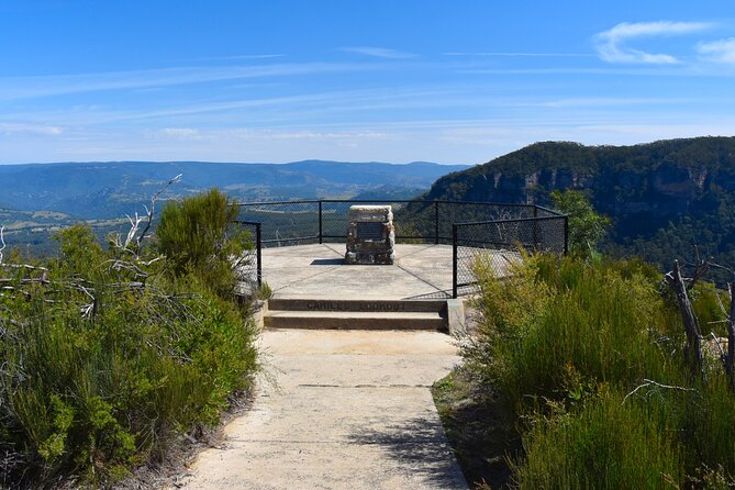 Ultimate All Inclusive Blue Mountains with Scenic World Tour - Katoomba Cascades and Cahill’s Lookout: waterfalls plus another view reset