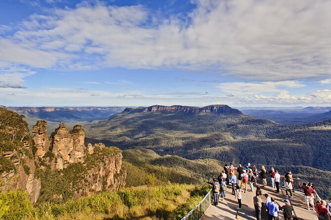 Ultimate All Inclusive Blue Mountains with Scenic World Tour - Glenbrook to Echo Point: quick legs, big photo energy